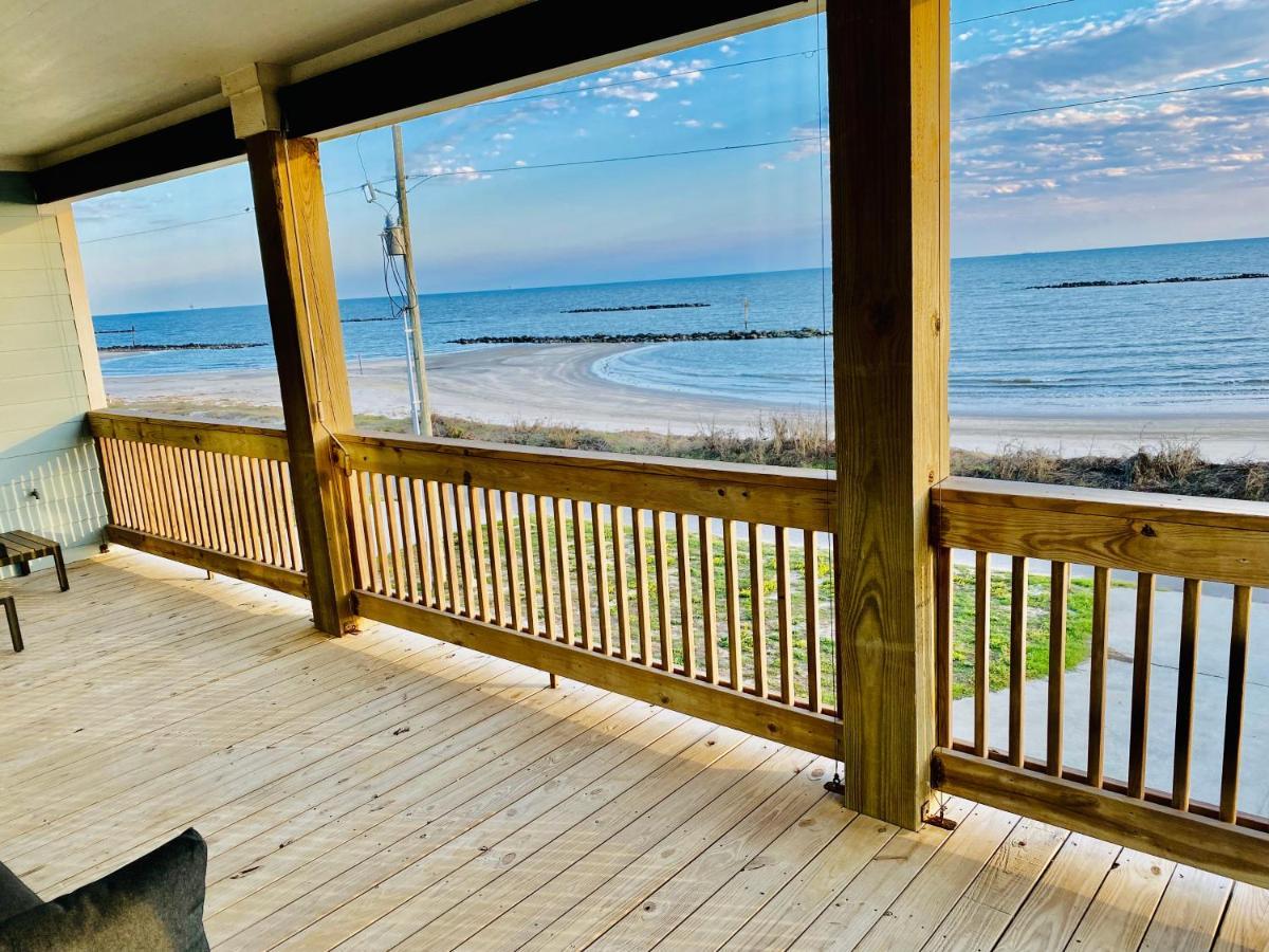 Oceanfront Home Near Hollybeach Cameron Exterior photo